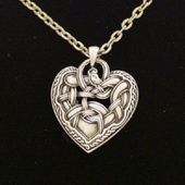 J018 Celtic Heart Dragon Necklace All Jewelry Packages with Custom Back Card & OPP Bag Lead Free Alloy