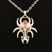 J022 Spider Dragon Necklace All Jewelry Packages with Custom Back Card & OPP Bag Lead Free Alloy