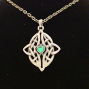 J035 Celtic w/ Green Gem Necklace All Jewelry Packages with Custom Back Card & OPP Bag Lead Free Alloy