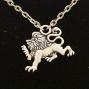 Renaissance Lion Necklace All Jewelry Packages with Custom Back Card & OPP Bag Lead Free Alloy