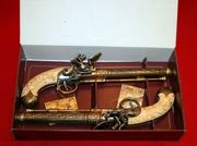 Set of 2 Spanish Collectible Brass Wood Old Fashion Pirate Replica Guns in Box