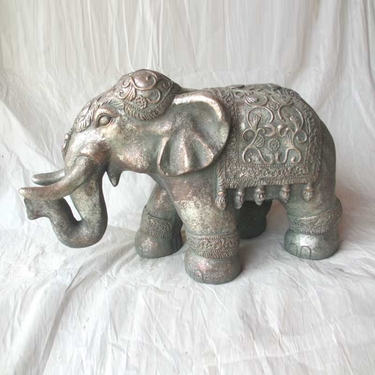 Boho Magnesium Elephant Statue - Frosted Silver - Click to enlarge