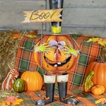 Top Hat Jack-O-Lantern with Boo Sign