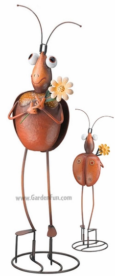 Brown Beetle Garden Statue - Click to enlarge