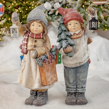 Christmas Figurines Picking the Perfect Tree (Set of 2) - Click to enlarge