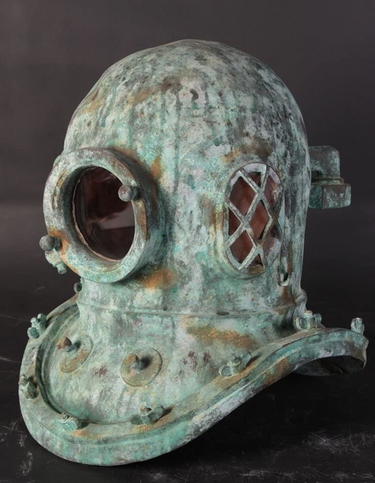 Diving Helmet Statue - Shipwreck Finish - Click to enlarge
