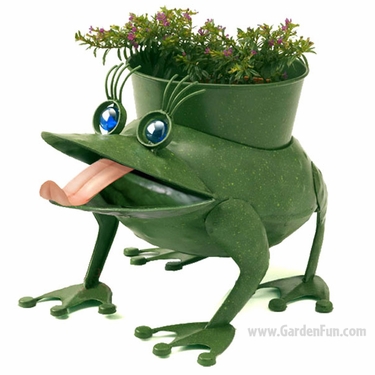 Fiona the Metal Frog Planter - Click to enlarge