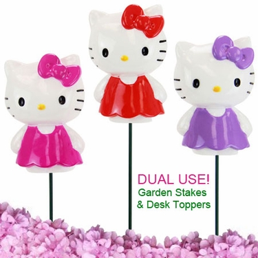 Hello Kitty Garden Stakes (Set of 3) - Click to enlarge