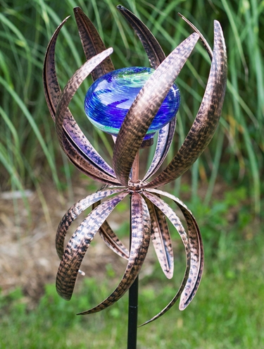 Illuminarie Pegosa Spinner Stake - Click to enlarge