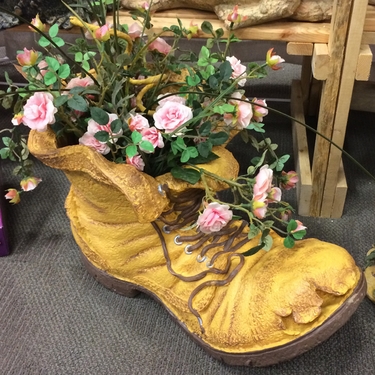 Large Old Boot Planter - Click to enlarge