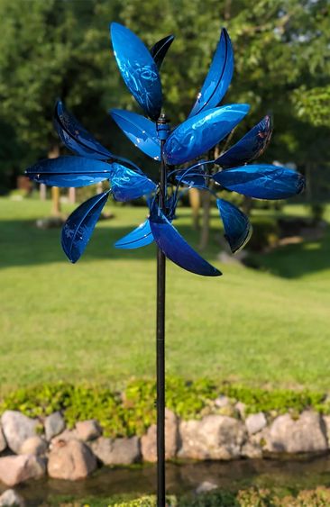 Luminous Windemere Spinner - Blue - Click to enlarge