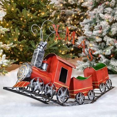 Metal Christmas Train w/Carts: 