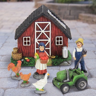 Solar Miniature Farmhouse Kit (7pc) - Click to enlarge