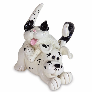 Cuddling Cat & Dog Statue - Click to enlarge