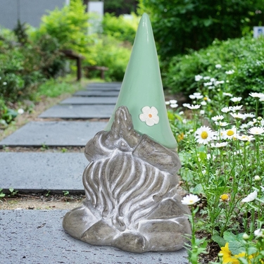 Solar Gnamaste Gnome Mint Hat - Click to enlarge