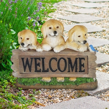 Solar Labradors Welcome Sign - Click to enlarge