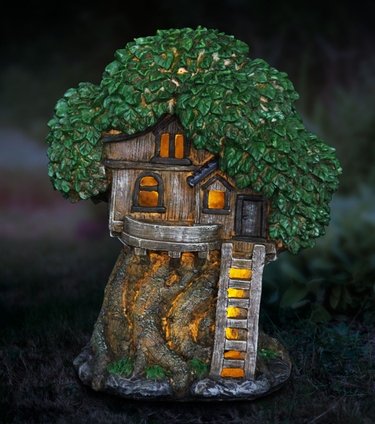Solar Tree House w/Deck & Ladder - Click to enlarge