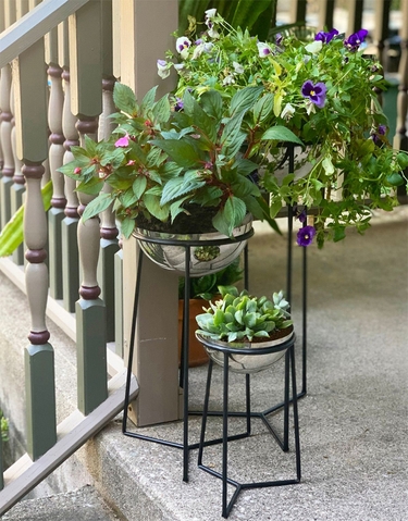 Standing Metal Planters (Set of 3) - Click to enlarge