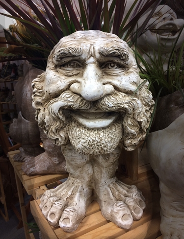Uncle Axle Face Planter - Antique Finish - Click to enlarge