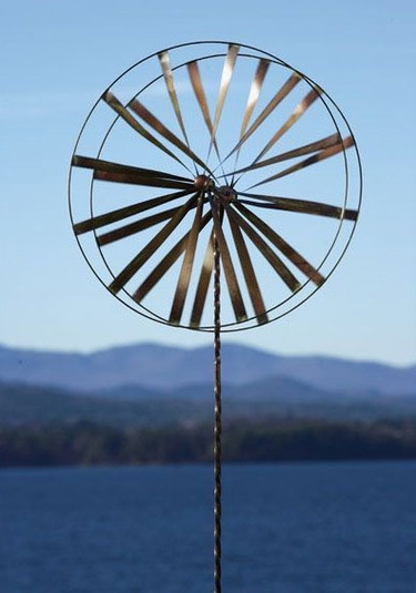 Wagon Wheel Large Spinner - Click to enlarge