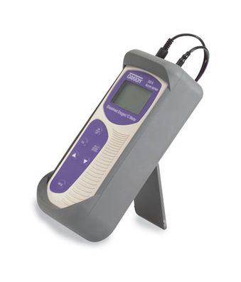 Oakton DO 6 Portable Dissolved Oxygen Meter with Probe - WD-35642-10 Oakton DO 6 Portable Dissolved Oxygen Meter with Probe - WD-35642-10