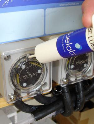 Bluelab Peridoser Tube Lube. 15cc Syringe - PERILUBE Bluelab Peridoser Tube Lube. 15cc Syringe - PERILUBE