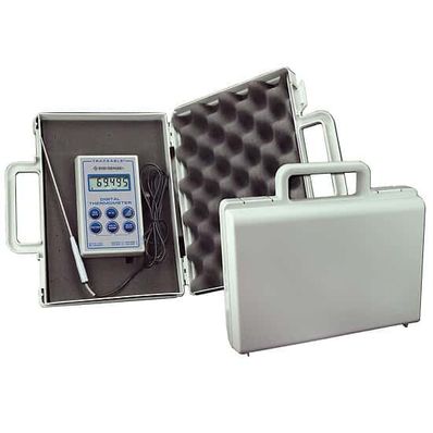 Digi-Sense Carrying Case for Scientific Thermometer, Padded Nylon - 90225-29