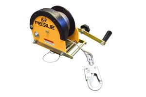 Pelsue Equipment Hoist - Max Load 700lbs with 3/16" X 70' SS Cable - WH07C