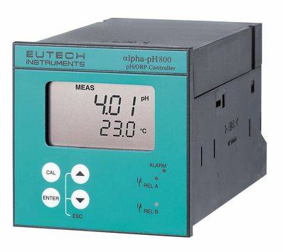 Oakton Eutech pH 800 1/4-DIN On/Off Controller, 220 VAC - WD-56705-05