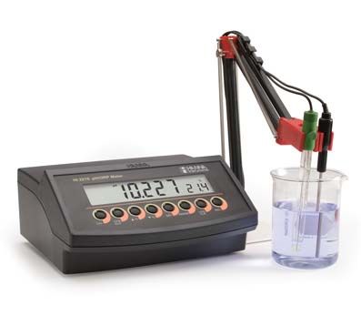 Hanna 0.001 Resolution and Data Logging pH Benchtop Meter - HI2215-01 Hanna 0.001 Resolution and Data Logging pH Benchtop Meter - HI2215-01