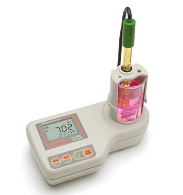Hanna pH Meter for Education with Built in Magnetic Stirrer, 230V - HI208-02 Hanna pH Meter for Education with Built in Magnetic Stirrer, 230V - HI208-02