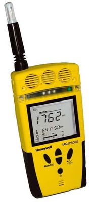 Honeywell Analytics IAQProbe T, RH, CO, CO2, Datalogger, Deluxe Software, Carrying case, w/Universal Power Adapter - IAQ-4-DLCC