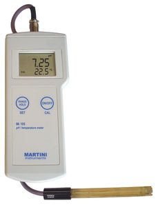 Milwaukee Mi105 pH / Temperature Professional Portable Meter