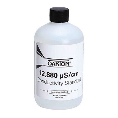 Oakton 12,880 S Conductivity/TDS Calibration Solution 500 mL (1-pint) Bottle - WD-00606-10