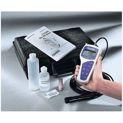 Oakton DO 110 Portable Dissolved Oxygen Meter with Kit, with NIST Traceable Certificate of Calibration - WD-35640-65