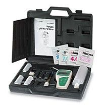 Oakton pH 11 Portable pH/mV Meter with All-in-One pH/Temperature Probe and Case Kit, with NIST Traceable Certificate of Calibration - WD-35614-81
