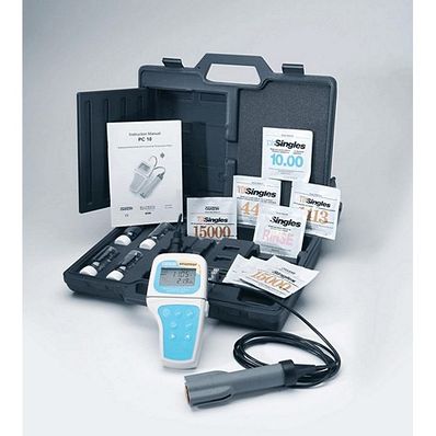 Oakton pH/CON 10 Portable Waterproof pH/Conductivity/C Meter with Kit, with NIST Traceable Certificate of Calibration - WD-35630-63