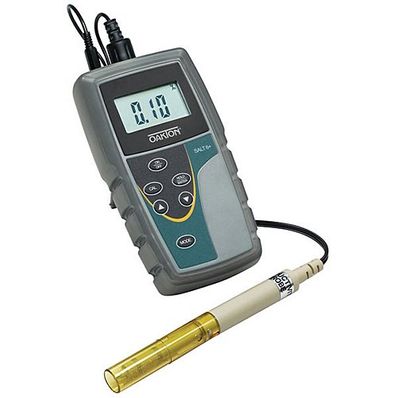 Oakton SALT 6+ Handheld Salinity Meter with Probe, -10 to 110°C Temperature Range and 1 to 50.0 ppt, 0.1 to 5.00% Salinity Range, with NIST Traceable Certificate of Calibration - WD-35604-41 Oakton SALT 6+ Handheld Salinity Meter with Probe, -10 to 110°C Temperature Range and 1 to 50.0 ppt, 0.1 to 5.00% Salinity Range, with NIST Traceable Certificate of Calibration - WD-35604-41