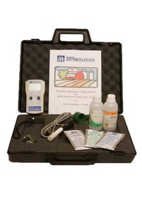 Milwaukee AG900 Standard Portable pH / Conductivity / TDS Combination Meter Kit Milwaukee AG900 Standard Portable pH / Conductivity / TDS Combination Meter Kit