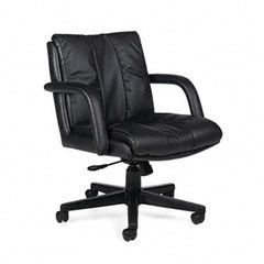 Global Series Leather Low-Back Swivel/Tilt Chair w/Arms, Black GLB3967BK450550