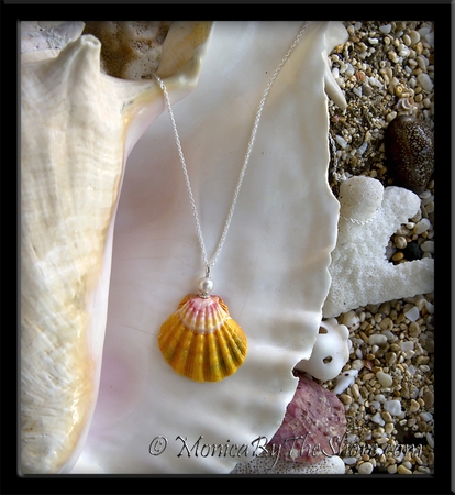 Classic Hawaiian Sunrise Shell & White Pearl Pendant Silver Necklace