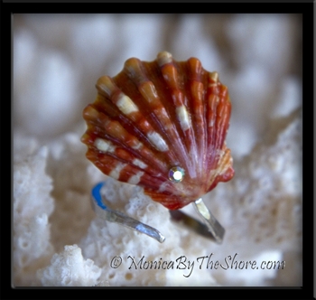 Red Hawaiian Sunrise Shell Slant Silver Ring with Bling