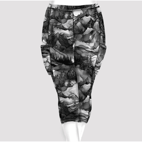 Double pocket capris alcohol ink grayscale