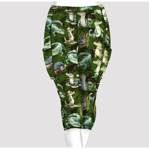 Double pocket capris alligator