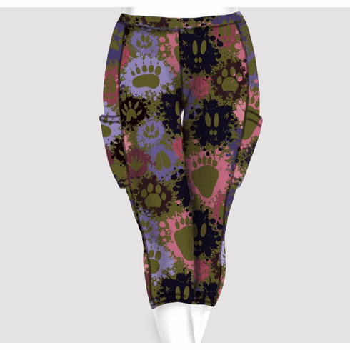 Double pocket capris animal tracks