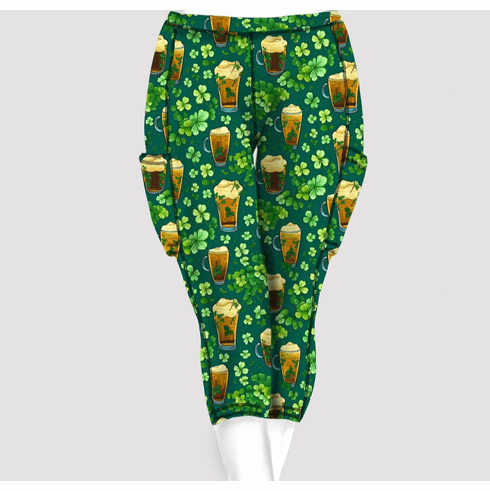 Double pocket capris beer garden