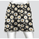Double Pocket Shorts black and white daisies