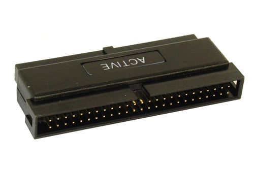 Adaptateur SCSI Femelle 50-Pin Centronics Male 68-Pin