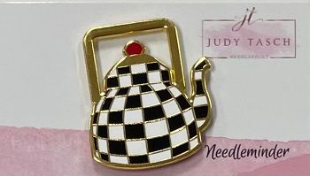 Checkered Teapot Needle Minder