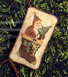 2004 Santa Ornament - Bootiful Santa